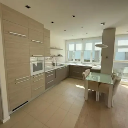 Deluxe Ferhadija Apartment